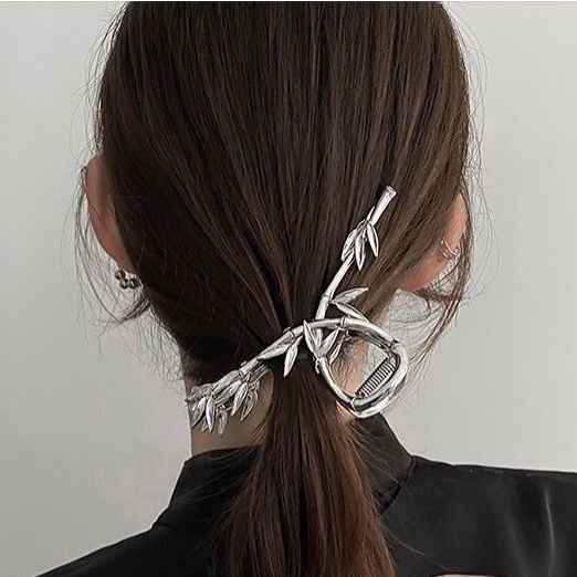 Twisted Metal Claw Clip - Large Jaw Clip for Thick and Fine Hair